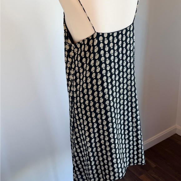 Madewell 100% Silk Medium Black and Cream Patterned Midi Dress - Picture 4 of 11
